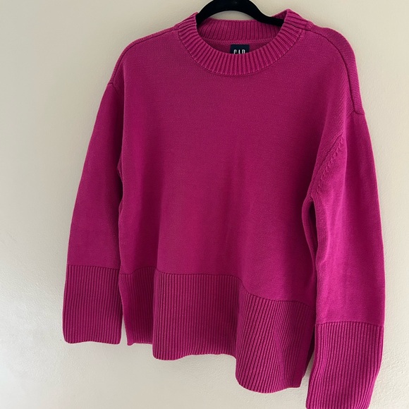 Gap hot pink size medium sweater - Picture 4 of 5